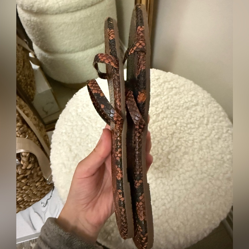 TKEES® & Madewell Gemma Vegan Leather Sandals Snake Embossed NEW w/o tags - Picture 5 of 7